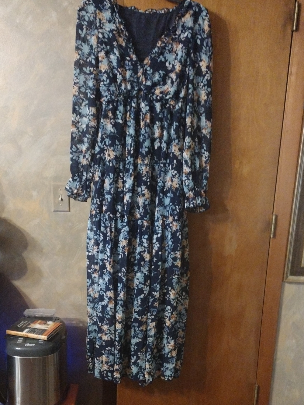 New Navy Blue Floral V-Neck Long Sleeve Maxi Dress